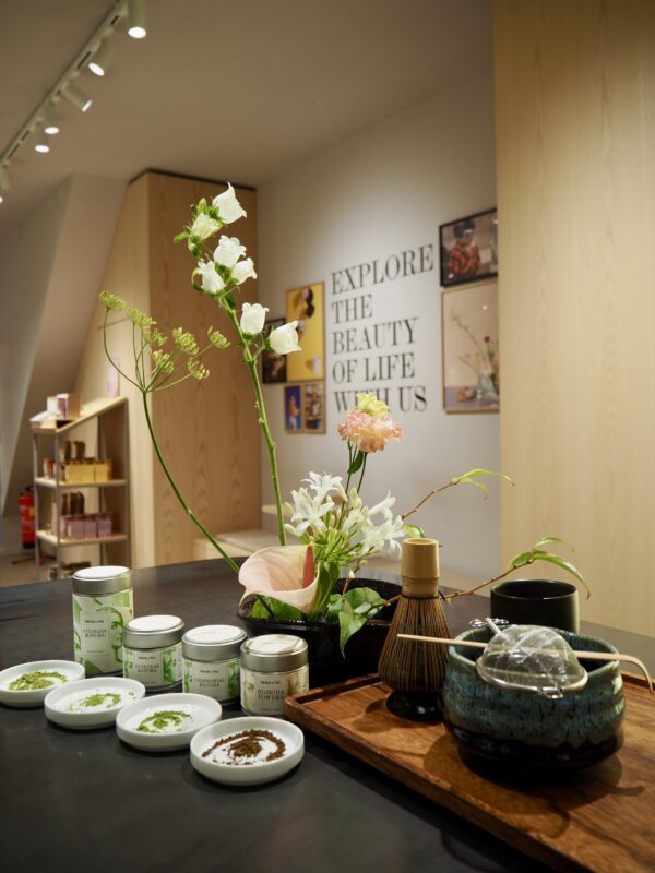 Ikebana Workshop with PAPER and TEA - Image 2